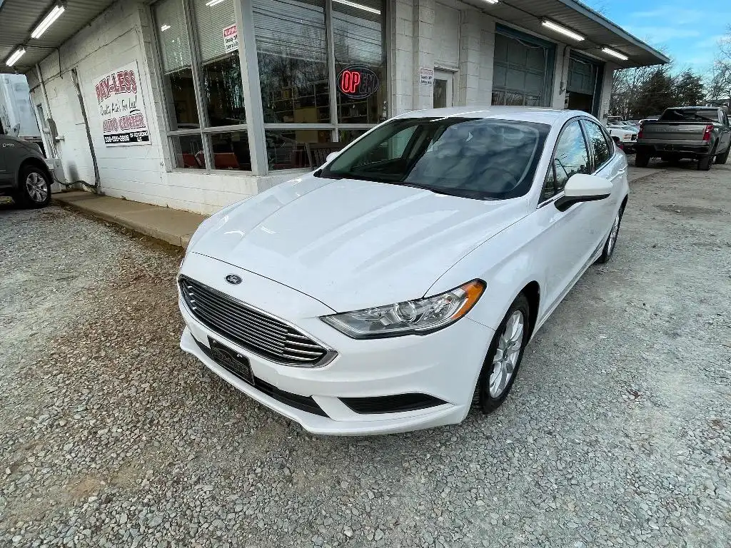 2017 Ford Fusion S FWD's photo