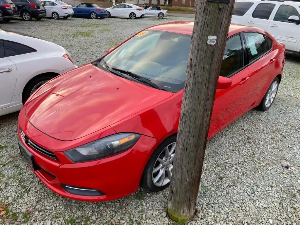 2016 Dodge Dart 2.4 SXT's photo
