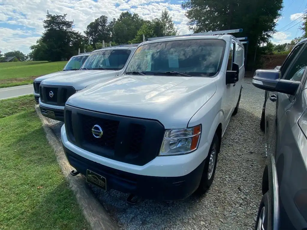 2014 Nissan NV 2500 Standard Roof SV V8's photo