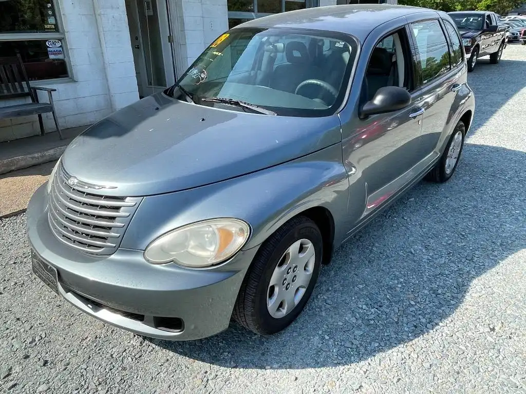 2008 Chrysler PT Cruiser Base's photo