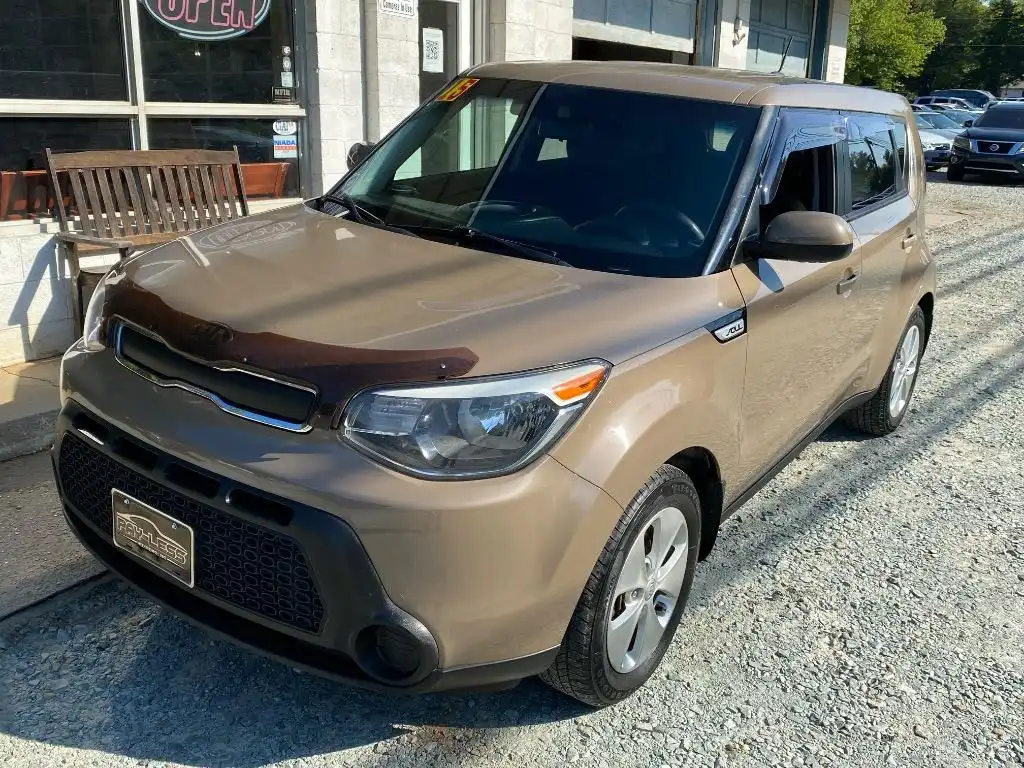 2015 Kia Soul 1.6 Base Auto 5-Door's photo
