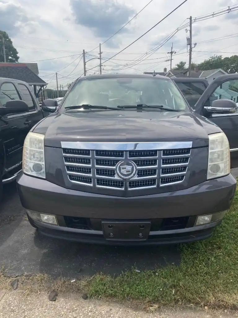 2010 Cadillac Escalade AWD's photo