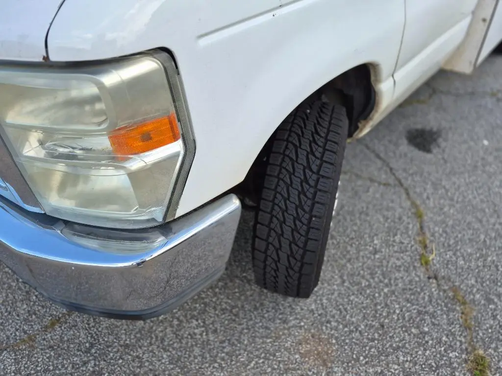 2011 Ford E-Series undefined photo 5