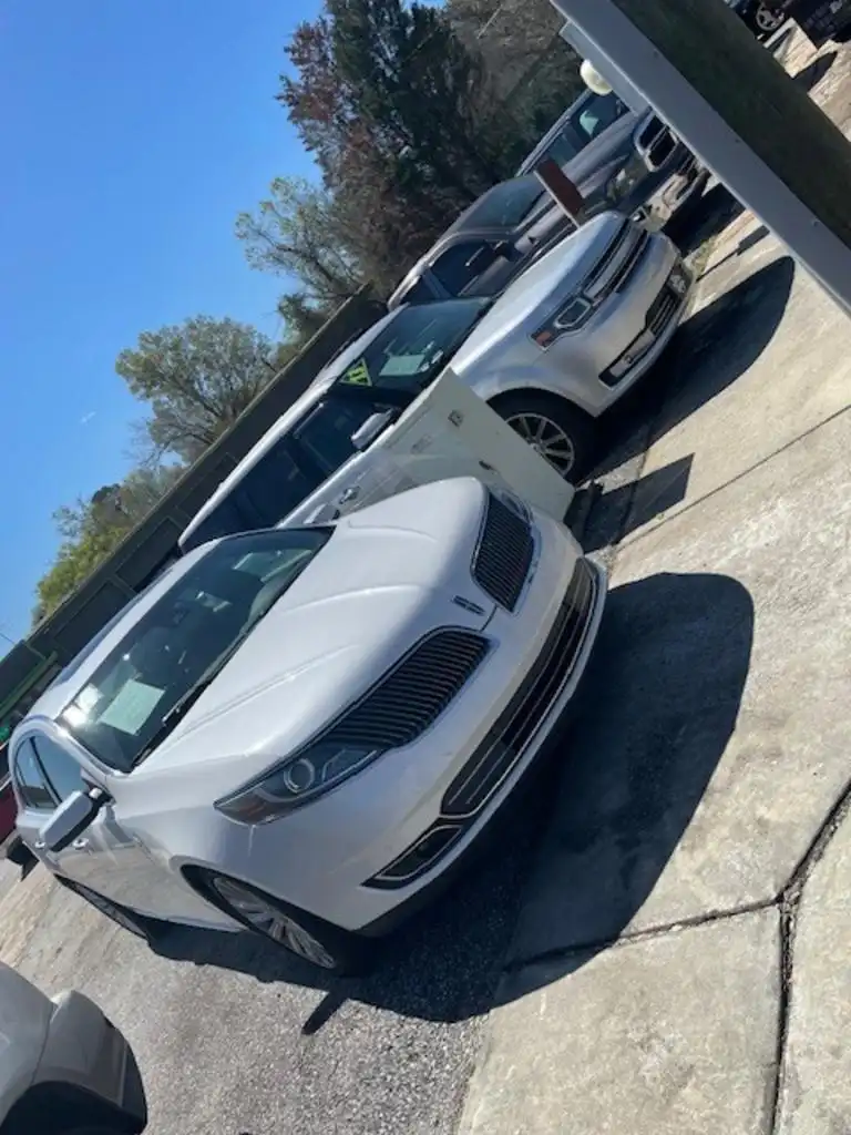 2013 Lincoln MKS FWD's photo