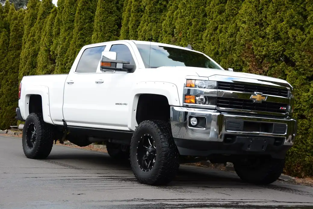 2015 Chevrolet Silverado HD LTZ 4WD Crew Cab Standard Box's photo