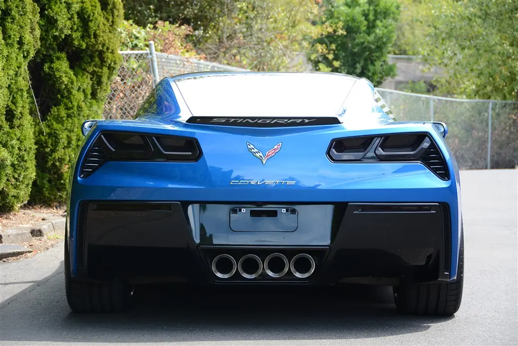 2016 Chevrolet Corvette Stingray Coupe 2LT photo 4