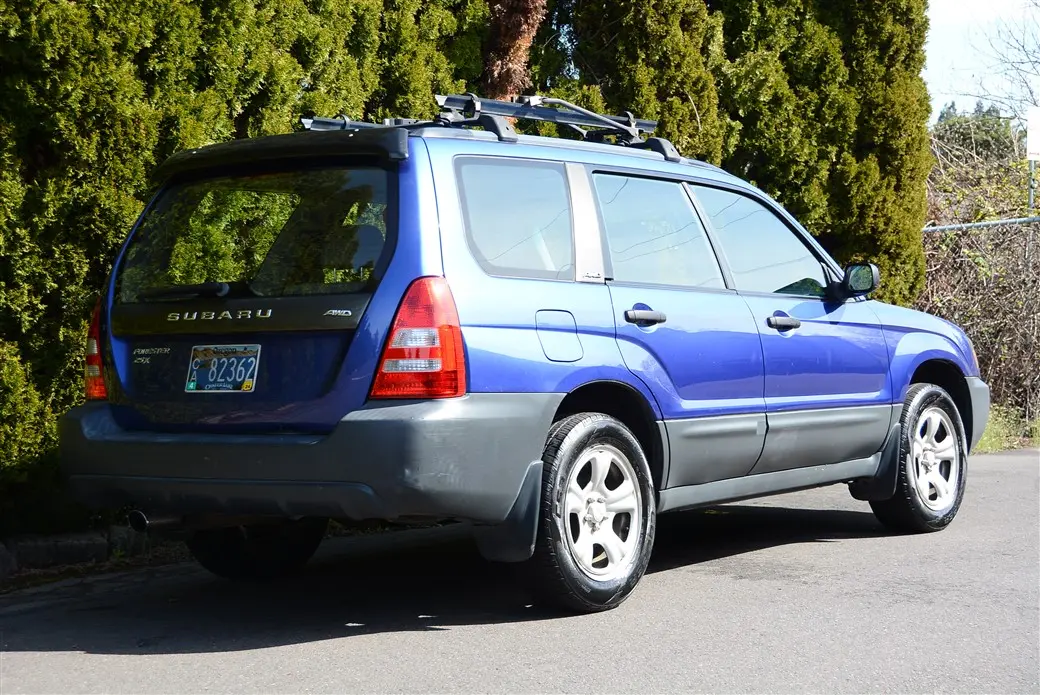 2004 Subaru Forester 2.5 X photo 3