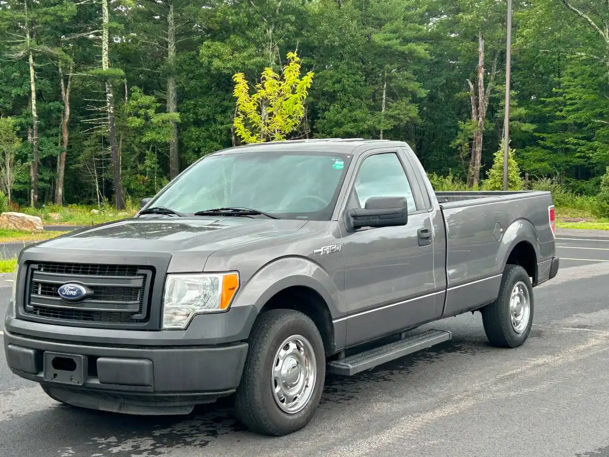 2014 Ford F-150 XL Regular Cab 126-in's photo