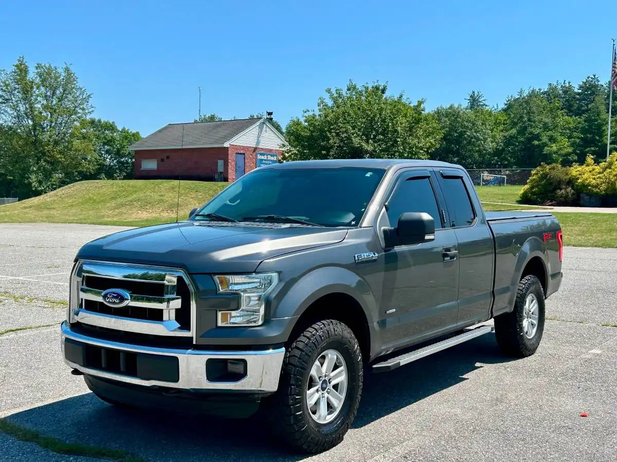 2015 Ford F-150 XLT 4x4 SuperCab 145-in's photo
