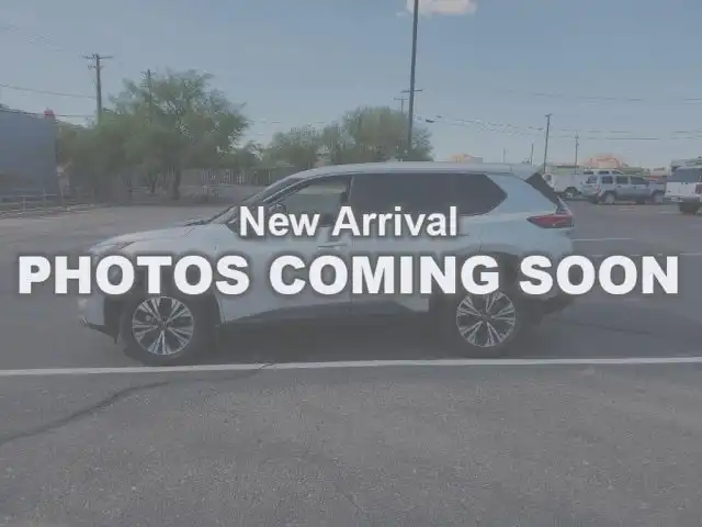 2023 Nissan Rogue SV FWD's photo