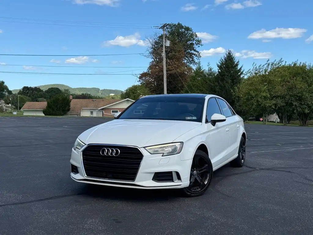 2018 Audi A3 2.0T Premium FWD S tronic's photo