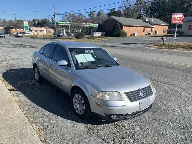 2002 Volkswagen Passat GLS 5AT's photo