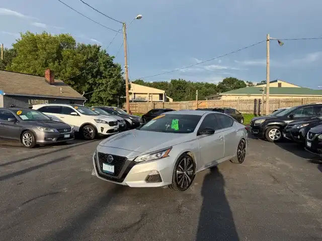 2020 Nissan Altima 2.5 SR's photo