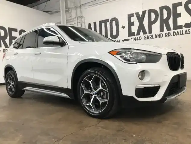2018 BMW X1 sDrive28i's photo