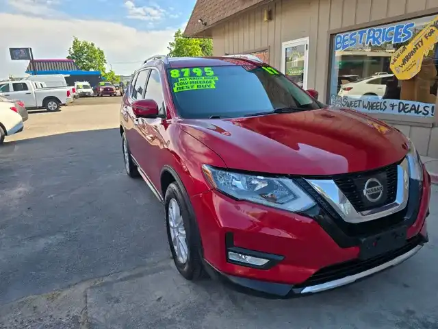 2017 Nissan Rogue SV AWD's photo