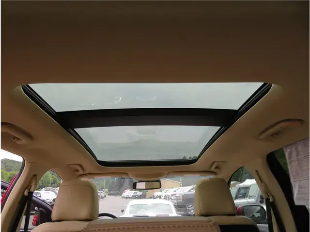 2020 Ford Edge SEL photo 3