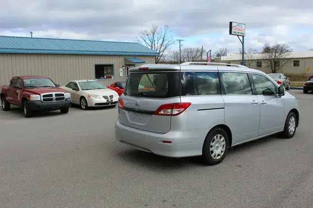 2013 Nissan Quest 3.5 S photo 5