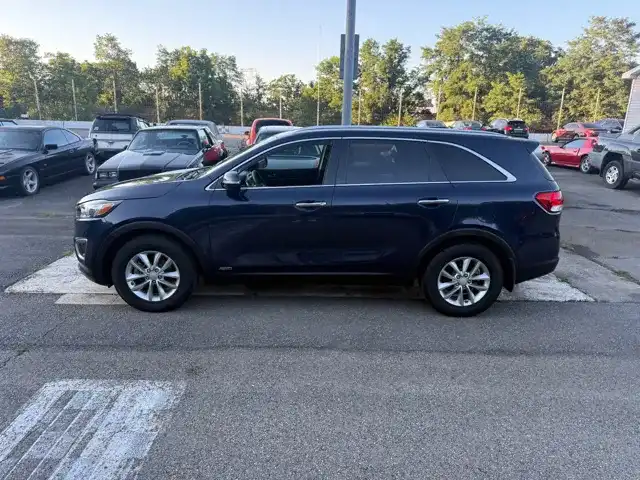 2016 Kia Sorento LX AT 4WD's photo
