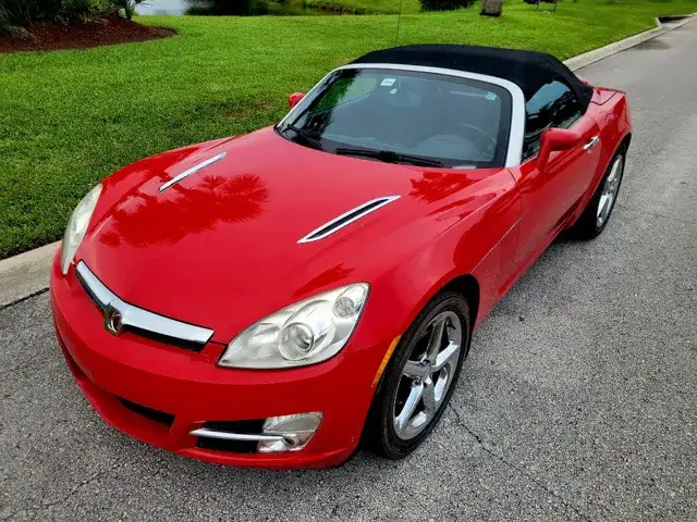 2007 Saturn Sky Roadster's photo