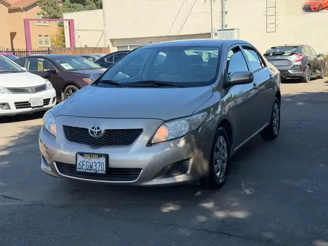 2009 Toyota Corolla's photo