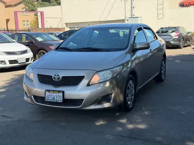 2009 Toyota Corolla's photo