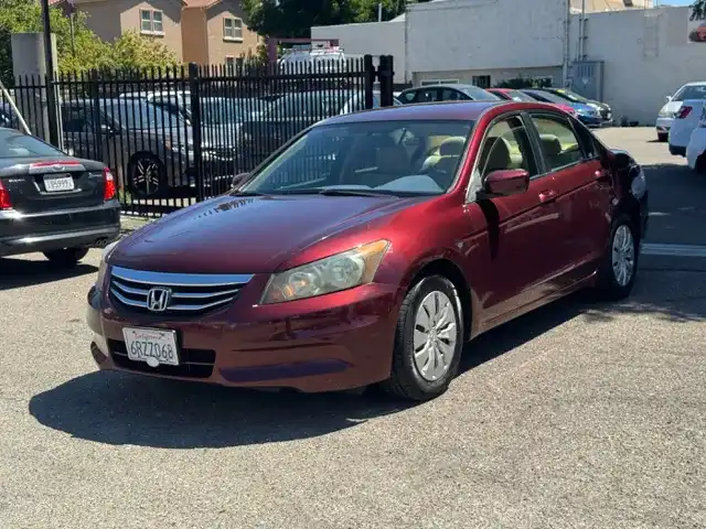 2011 Honda Accord LX Auto's photo