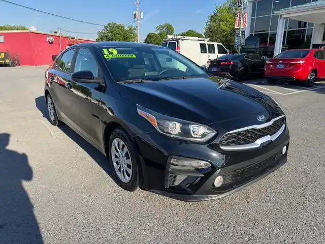 2019 Kia Forte FE AT's photo
