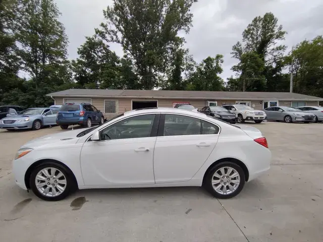 2012 Buick Regal Base photo 4