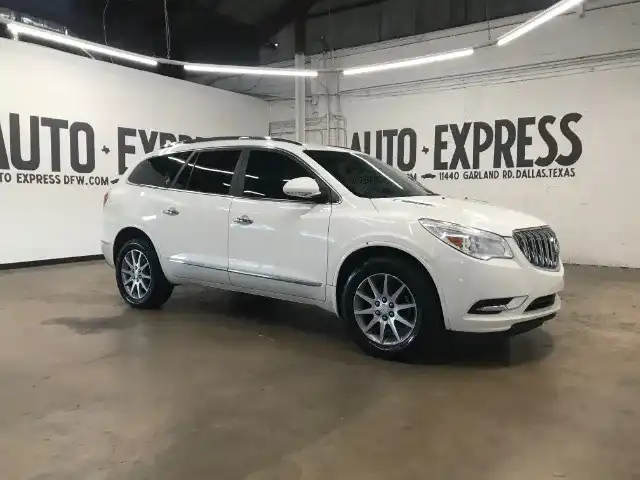 2015 Buick Enclave Leather's photo