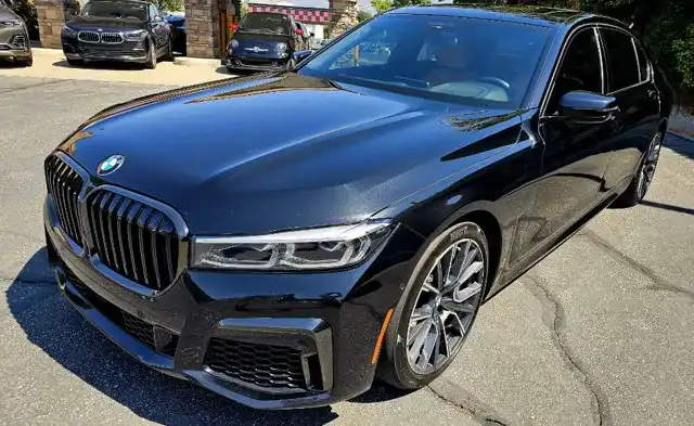 2020 BMW 7 Series 750i xDrive's photo