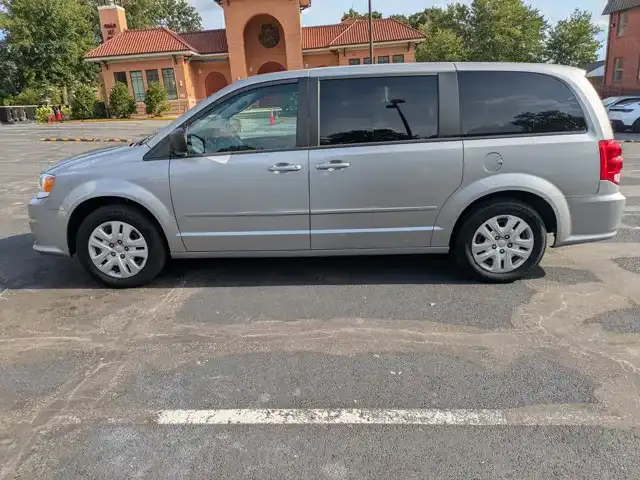 2017 Dodge Grand Caravan SE's photo