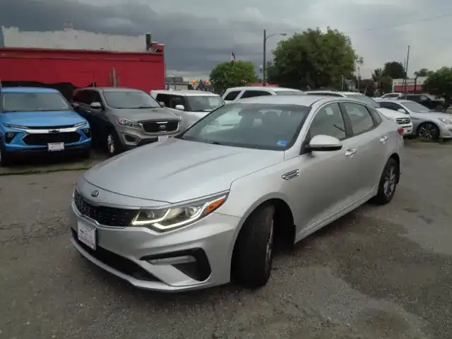 2020 Kia Optima LX AT's photo