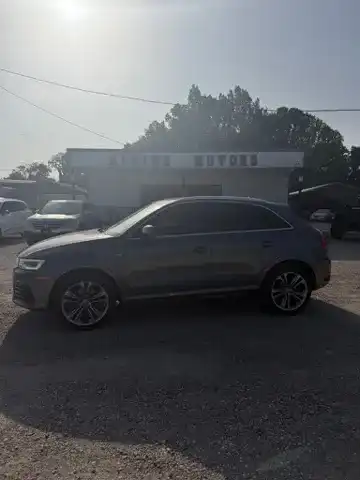 2016 Audi Q3 2.0T quattro tiptronic Prestige's photo