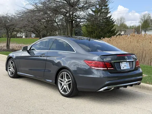 2016 Mercedes-Benz E-Class E400 4MATIC photo 4
