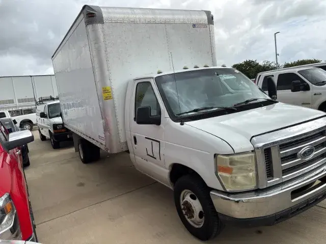 2011 Ford E-Series undefined photo 4