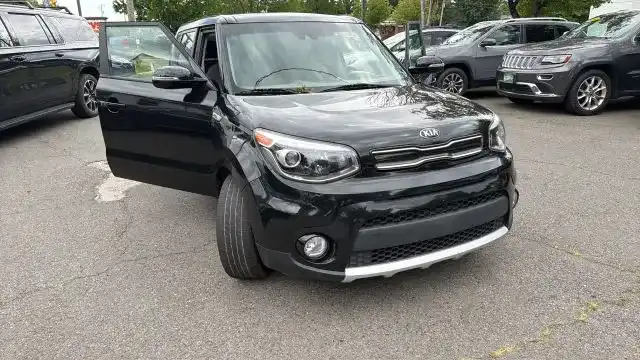 2017 Kia Soul 2.0L + 6 A/T's photo