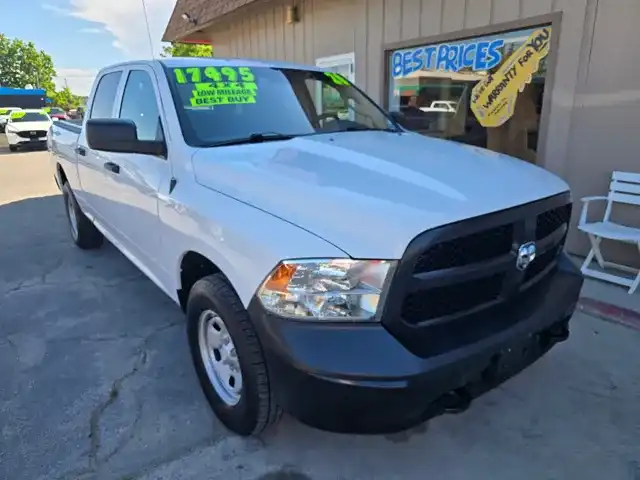 2020 RAM 1500 Classic Tradesman 4x4 Crew Cab 6'4's photo