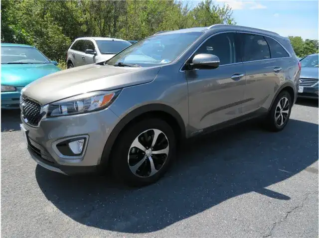 2016 Kia Sorento V6 EX 4WD Auto's photo