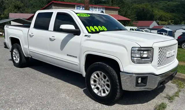2014 GMC Sierra 4WD Crew Cab SLE LWB's photo