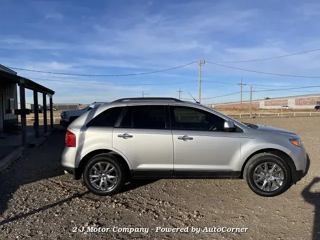 2011 Ford Edge SEL photo 5