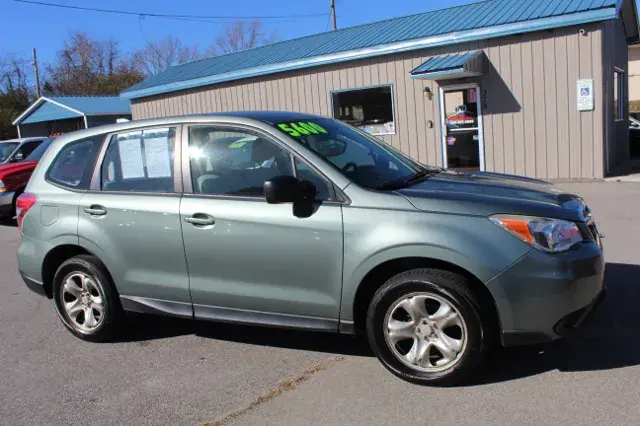 2016 Subaru Forester 2.5i PZEV photo 3