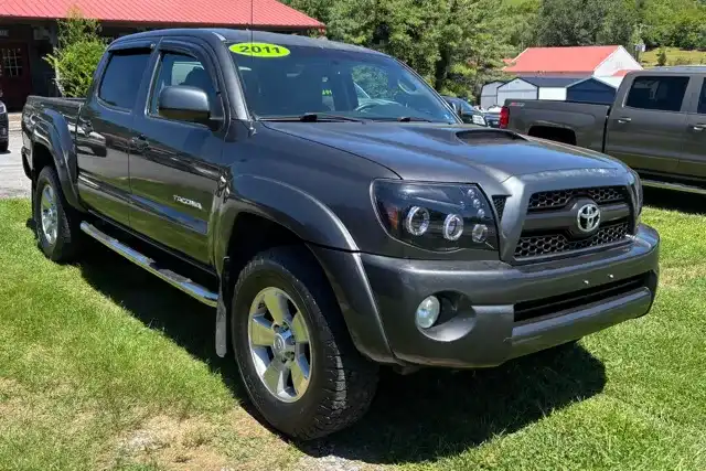 2011 Toyota Tacoma 4x4 Doublecab V6 AT's photo