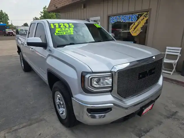 2018 GMC Sierra 4WD Double Cab Standard Box SLE's photo