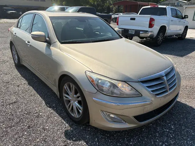 2012 Hyundai Genesis 4.6 photo 3