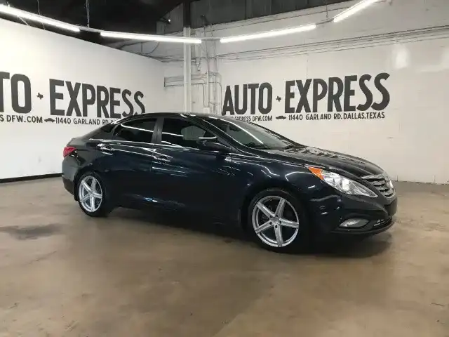 2013 Hyundai Sonata's photo