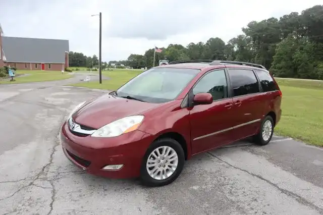 2009 Toyota Sienna Limited AWD's photo