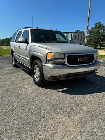 2005 GMC Yukon 4WD SLE's photo