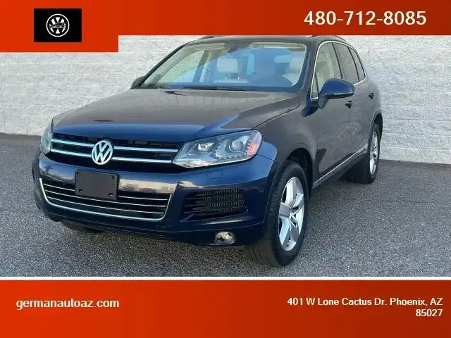 2013 Volkswagen Touareg's photo