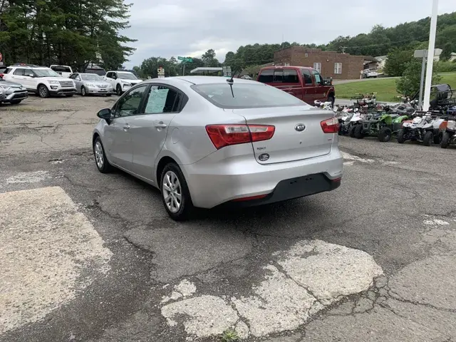 2016 Kia Rio LX photo 4