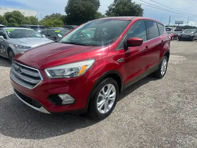 2017 Ford Escape SE's photo
